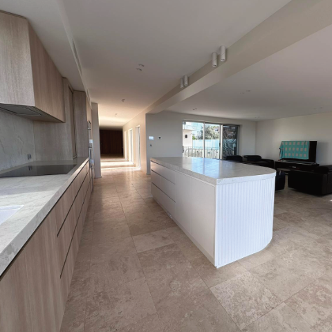 Laminate Kitchen